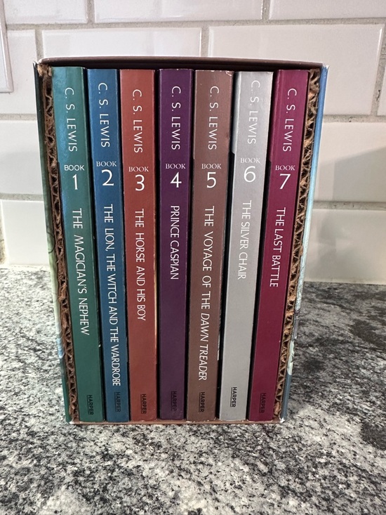 Harper Other - Complete Chronicles of Narnia 7 Book Box Set C.S. Lewis Harper Paperback Set